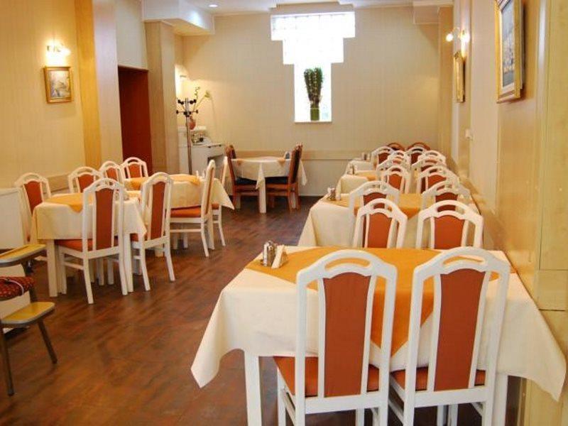 Hotel Maria Constanţa Exteriör bild